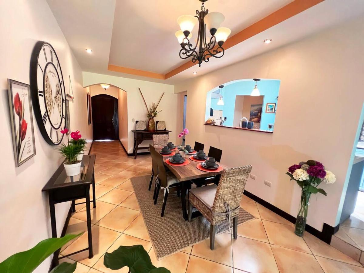 Beautiful Home W/ Backyard, Ac - Close To Airport Brasil Exteriör bild